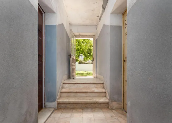 Apartman Fancy 2bdr Duplex With Patio By Lovelystay Lisboa