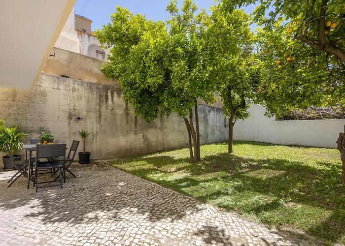 Fancy 2bdr Duplex With Patio By Lovelystay Apartman