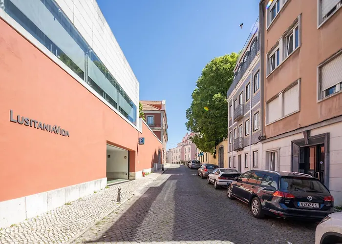 Διαμέρισμα Fancy 2bdr Duplex With Patio By Lovelystay *