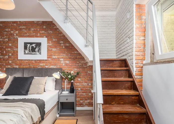 Fancy 2bdr Duplex With Patio By Lovelystay * Lisboa